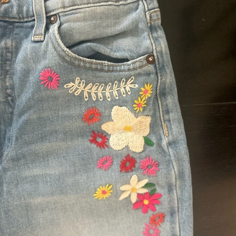 Alice + Olivia, High Wasted, Floral Embroidered Flare Jeans - Picture 5 of 13